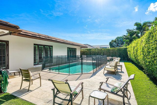 2121 Areca Palm Road, Boca Raton, FL 33432