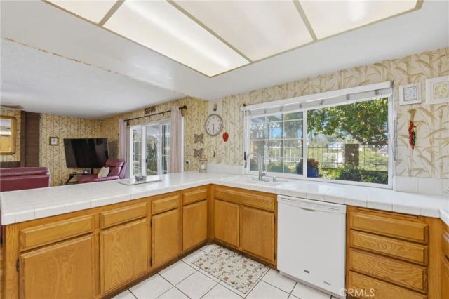 2014 Thomas, West Covina, CA 91792