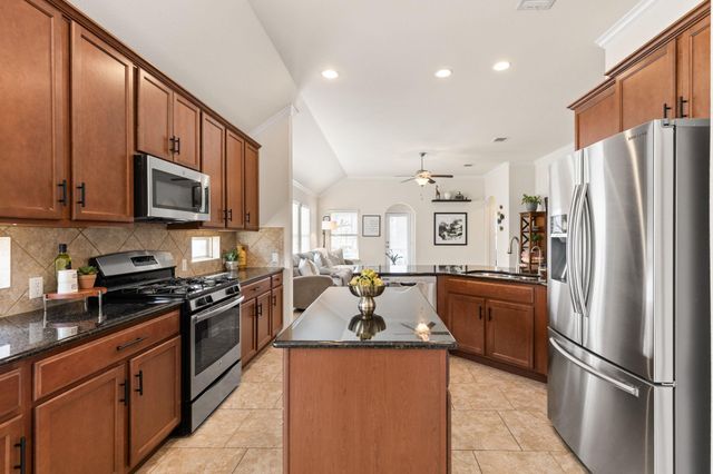 297 Coral Stone TRL, Buda, TX 78610