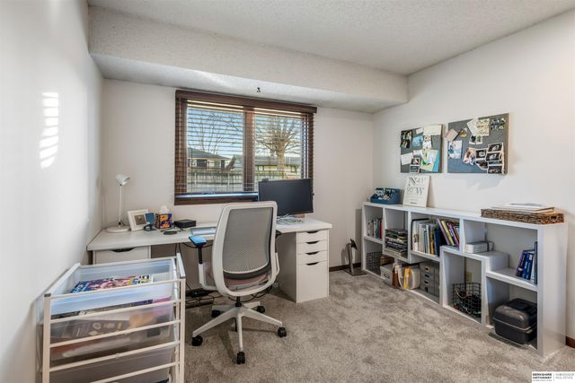 5311 Linden Street, Lincoln, NE 68516