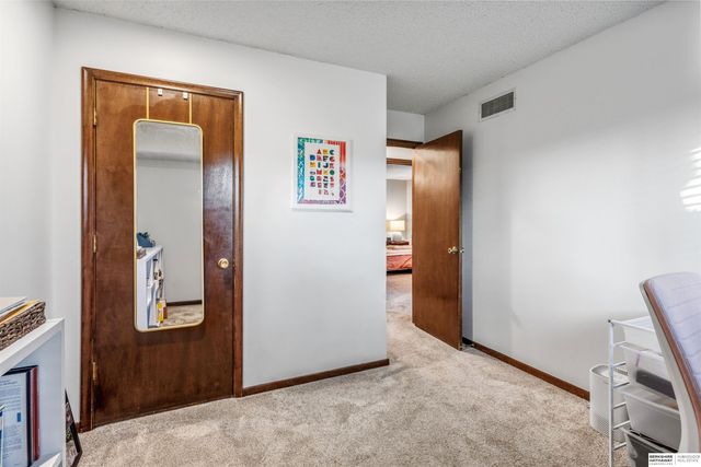 5311 Linden Street, Lincoln, NE 68516