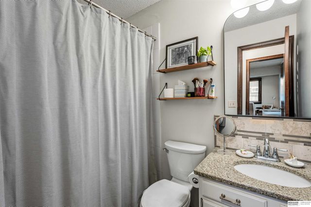 5311 Linden Street, Lincoln, NE 68516