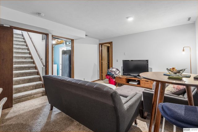 5311 Linden Street, Lincoln, NE 68516