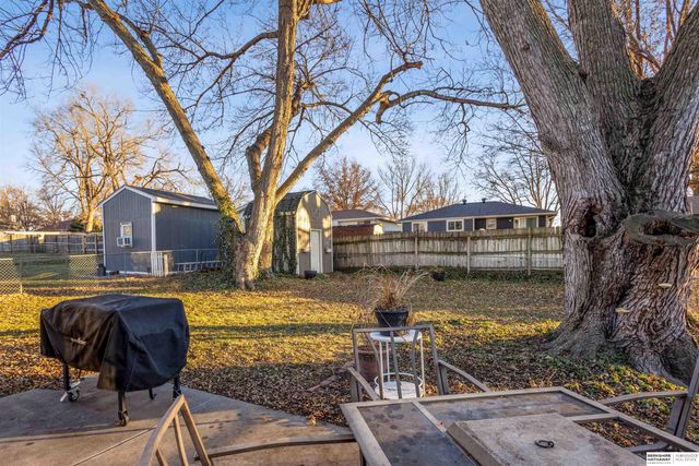 5311 Linden Street, Lincoln, NE 68516