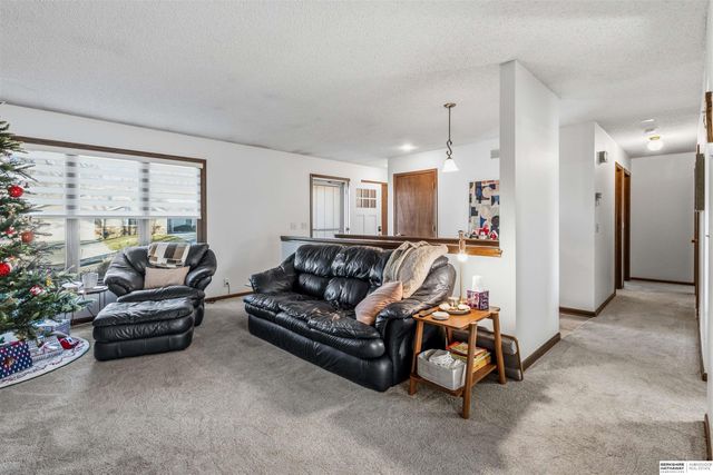 5311 Linden Street, Lincoln, NE 68516