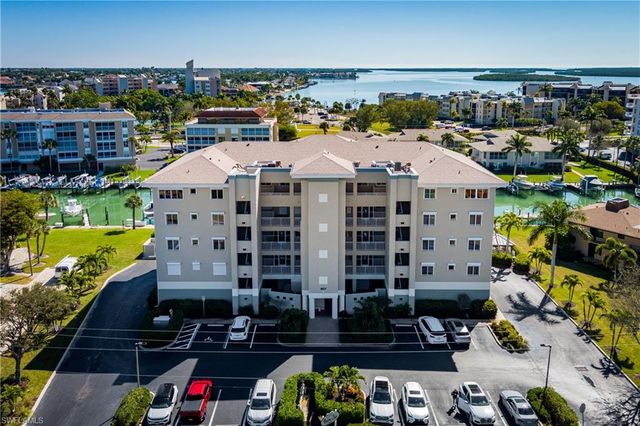 907 Panama CT # 203, Marco Island, FL 34145