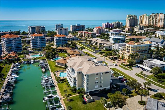 907 Panama CT # 203, Marco Island, FL 34145