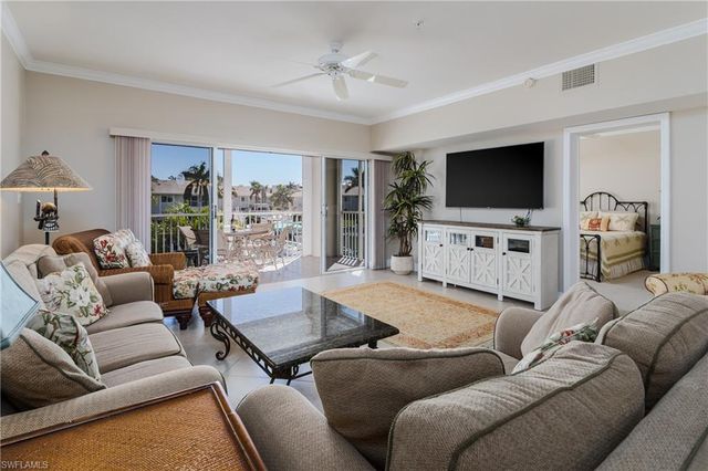 907 Panama CT # 203, Marco Island, FL 34145