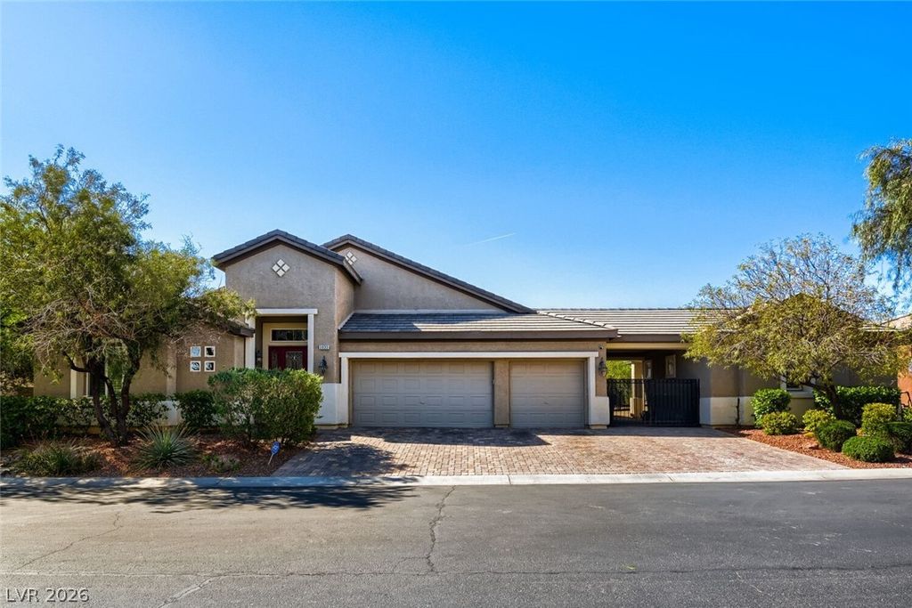 3933 Pasilla Avenue, Las Vegas, NV 89118