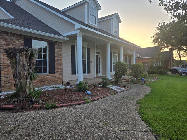 163 Southwood Drive, Bossier City, LA 71111