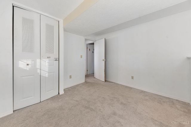 1369 Firethorne Drive, Mason, OH 45040