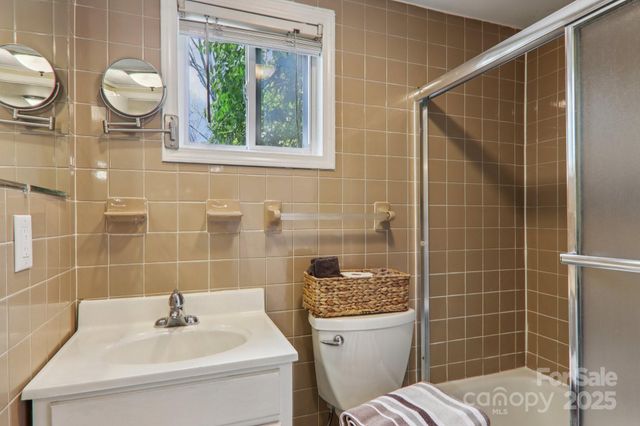 416 S Cherokee Avenue, Black Mountain, NC 28711