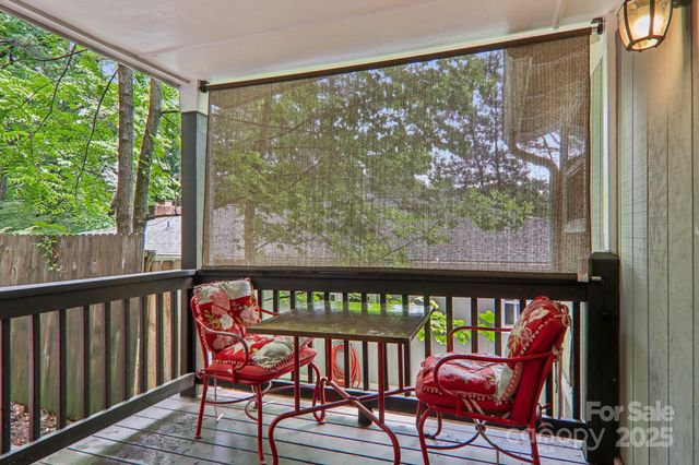 416 S Cherokee Avenue, Black Mountain, NC 28711