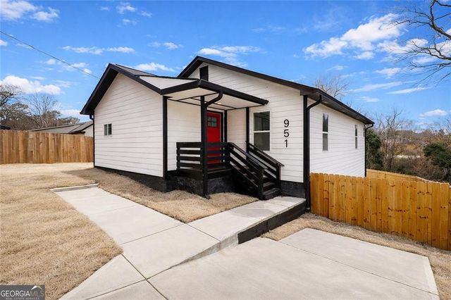951 Reed Avenue, East Point, GA 30344