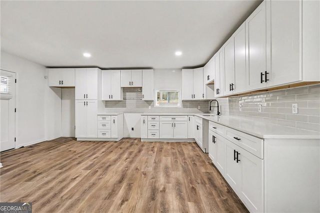 951 Reed Avenue, East Point, GA 30344