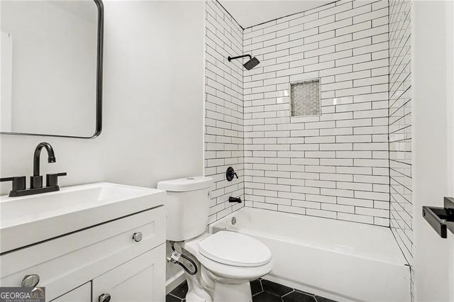 951 Reed Avenue, East Point, GA 30344