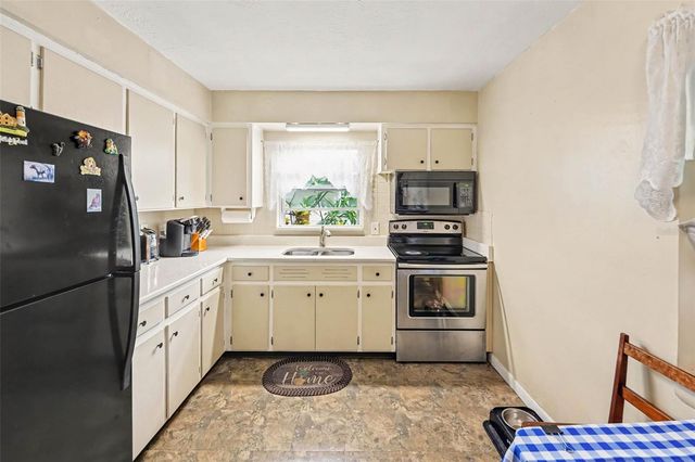 11255 109TH WAY, Largo, FL 33778