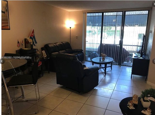 8205 SW 152nd Ave F-102, Miami, FL 33193