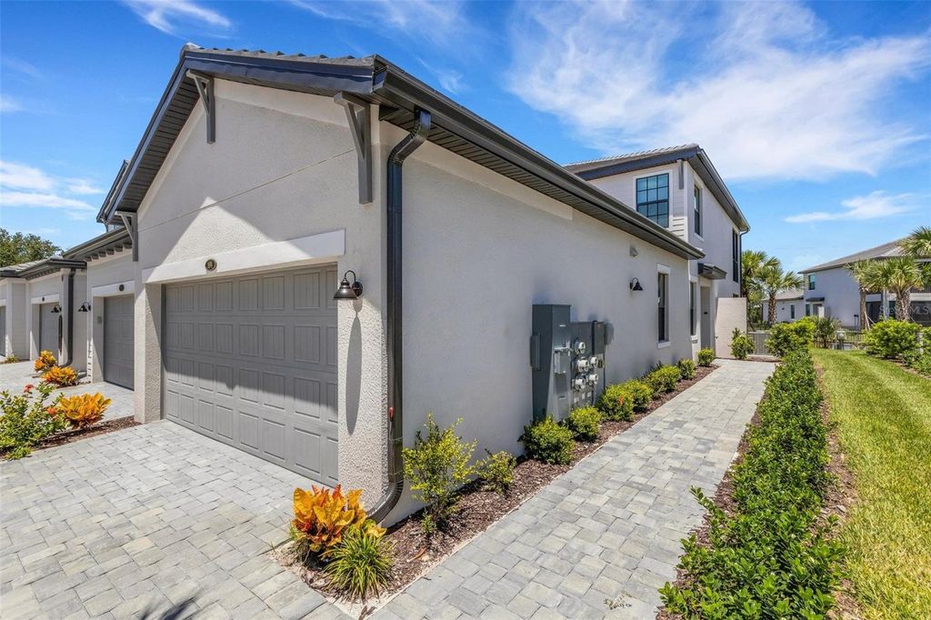 5624 SUMMIT POINTE CIRCLE 104, BRADENTON, FL 34210 — photo 2