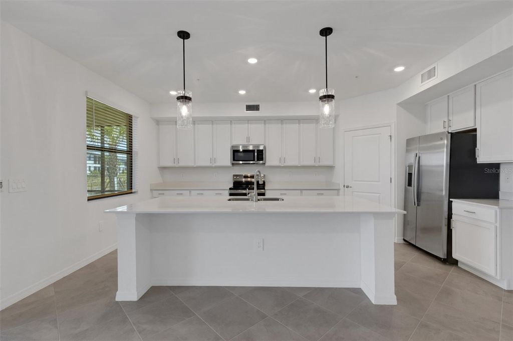 5624 SUMMIT POINTE CIRCLE 104, BRADENTON, FL 34210 — photo 4