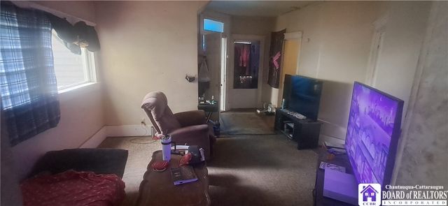 18 12th Street, Jamestown, NY 14701