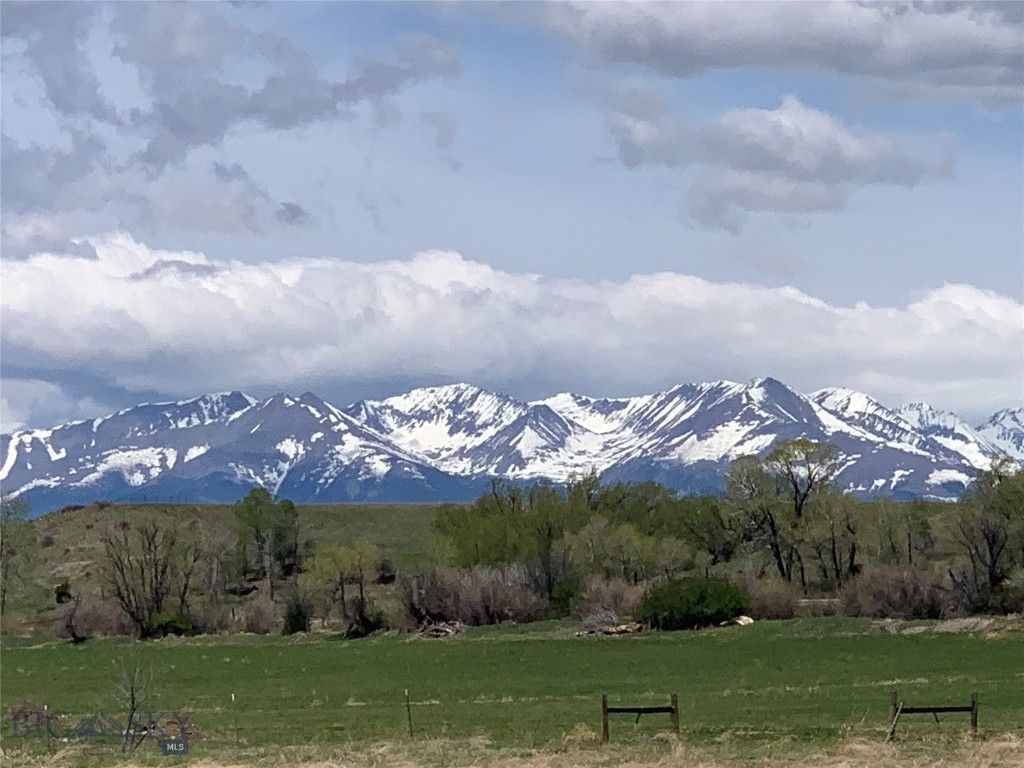 46 Rapelje Road, Big Timber, MT 59011 photo 3