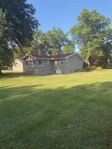 6739 Myers Lake Avenue, Rockford, MI 49341