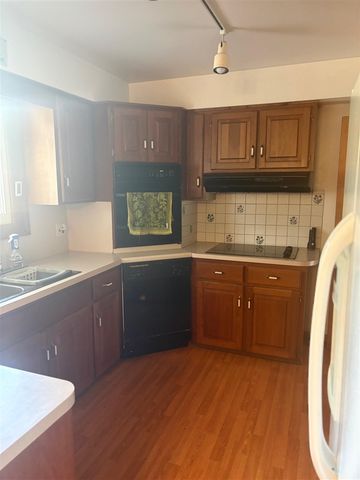 6739 Myers Lake Avenue, Rockford, MI 49341