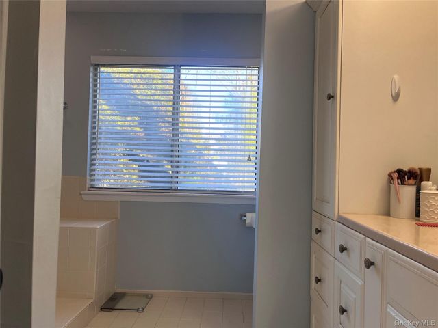 35 Vista Drive S, Manorville, NY 11949