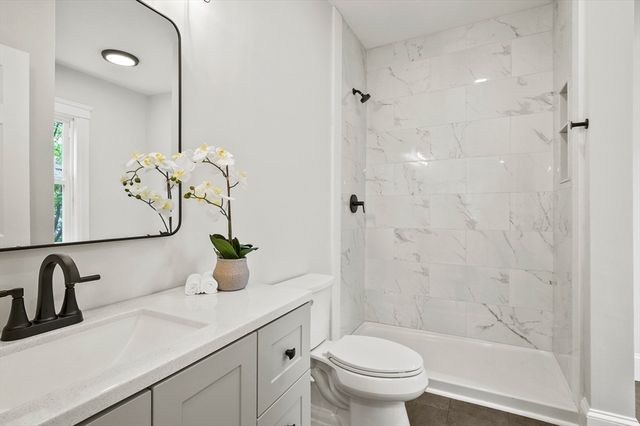 30 Boardman Street, Worcester, MA 01606