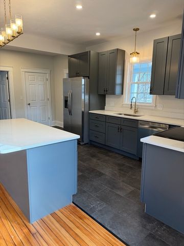 30 Boardman Street, Worcester, MA 01606