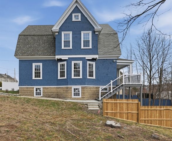 30 Boardman Street, Worcester, MA 01606