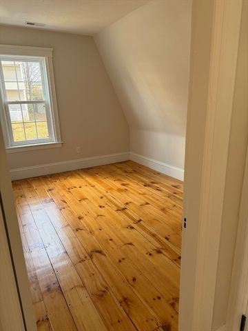 30 Boardman Street, Worcester, MA 01606