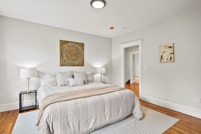 30 Boardman Street, Worcester, MA 01606