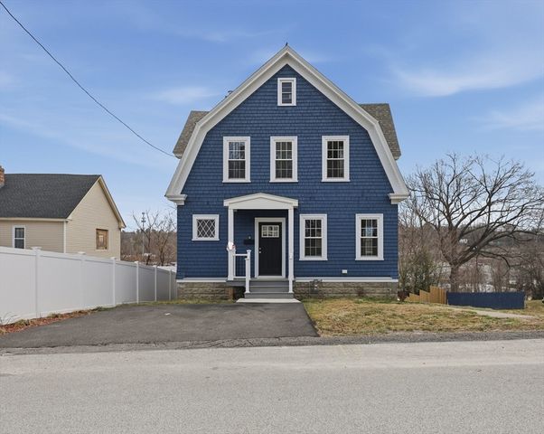 30 Boardman Street, Worcester, MA 01606