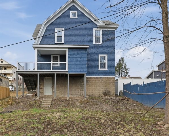 30 Boardman Street, Worcester, MA 01606