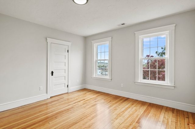 30 Boardman Street, Worcester, MA 01606