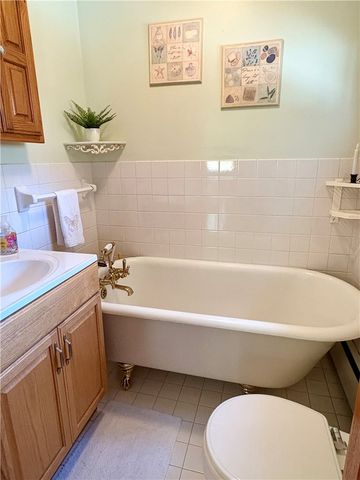 65 Summit Avenue, West Warwick, RI 02893