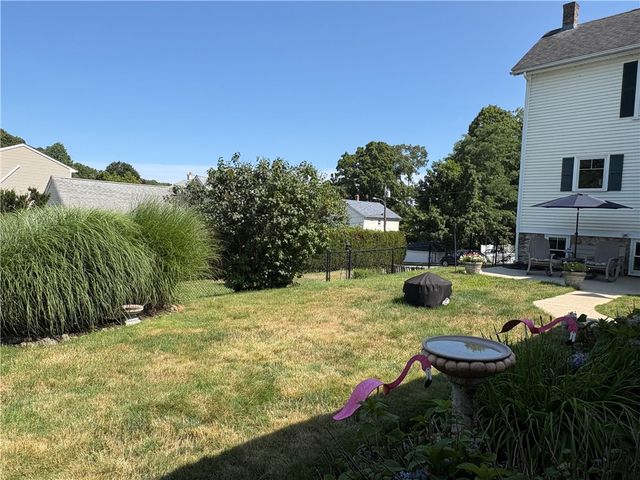 65 Summit Avenue, West Warwick, RI 02893