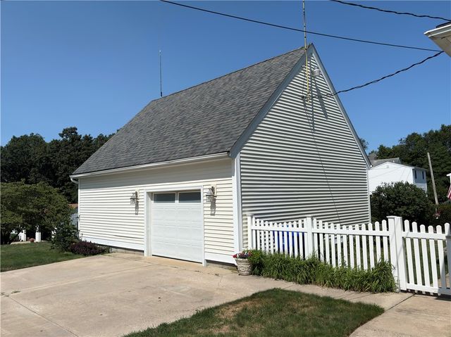 65 Summit Avenue, West Warwick, RI 02893