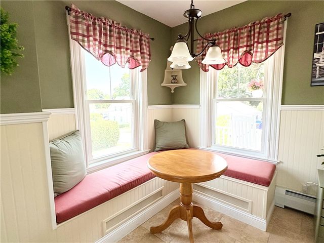 65 Summit Avenue, West Warwick, RI 02893