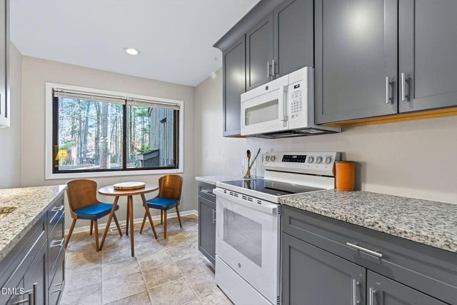 216 Ridge Trail, Chapel Hill, NC 27516