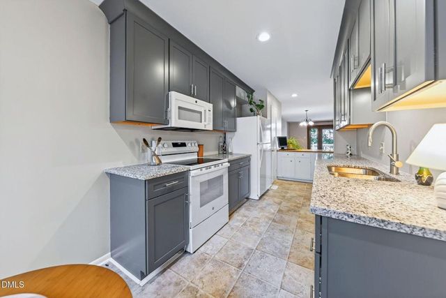 216 Ridge Trail, Chapel Hill, NC 27516