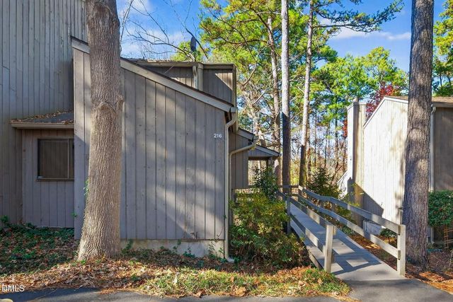 216 Ridge Trail, Chapel Hill, NC 27516