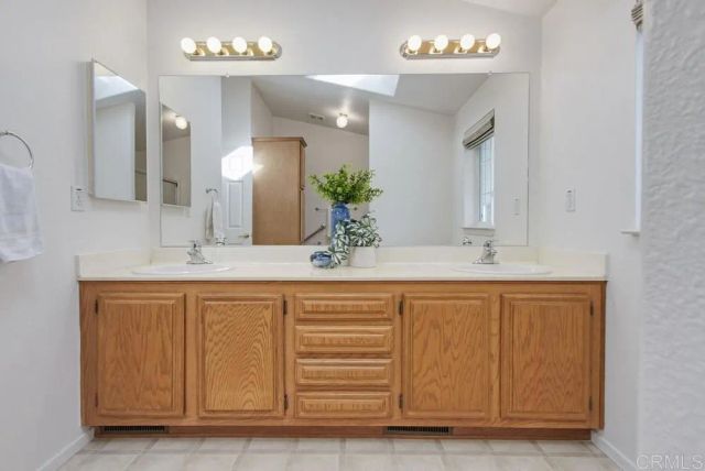 525 W El Norte Parkway 151, Escondido, CA 92026