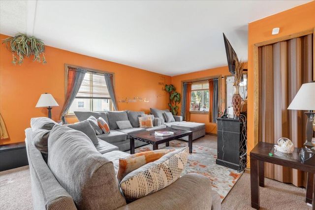11515 Whitehorn Street, Romulus, MI 48174