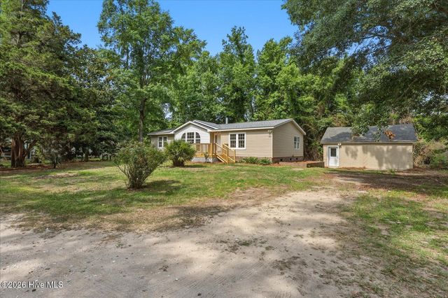 1383 Russell Road SW, Shallotte, NC 28470