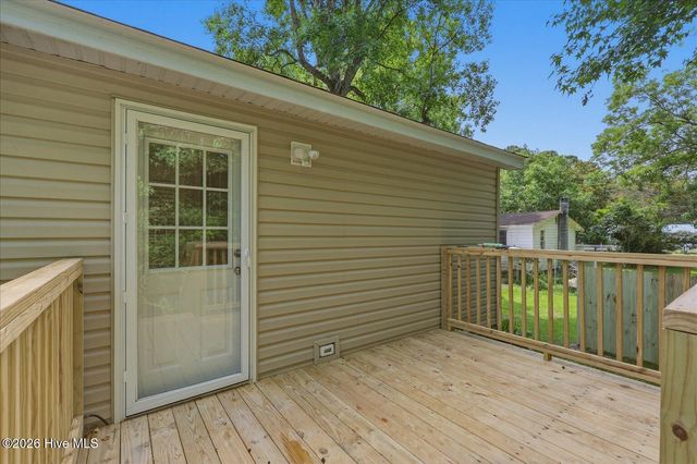 1383 Russell Road SW, Shallotte, NC 28470