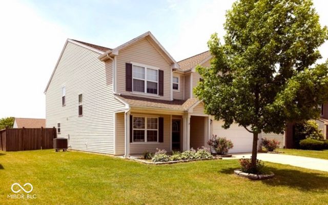 3214 Bristlecone Court, Whiteland, IN 46184