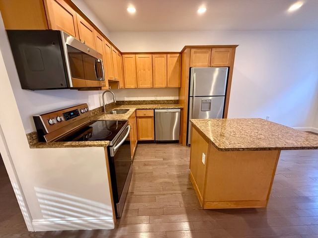 58 E Springfield St 1, Boston, MA 02118